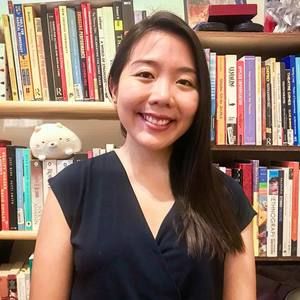 Meet your Posher, Laura